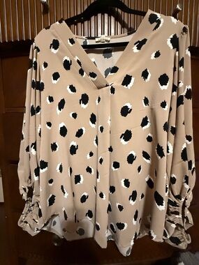 JODIFL Taupe V-Neck Blouse with Black and White Spot Print